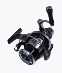 Катушка безынерционная TAKUMI-S LM2500S 4+1 ball