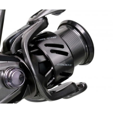 Катушка спиннинговая Flagman Helios 2500S