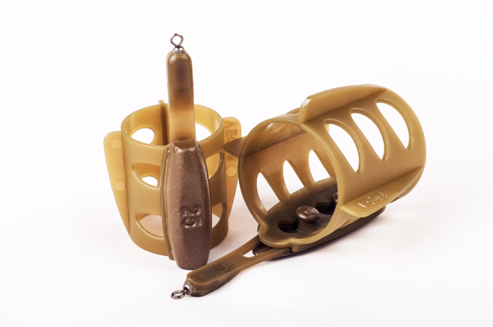 Кормушка VEGaS "овал" большая 80 гр.