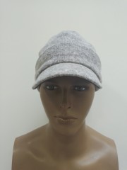 89111 Шапка TRAPER ФОРЕЛЬ трикотажная с козырьком цвет серый