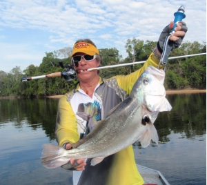 Захват для рыбы Cuda Grip & Fish Scale алюминий