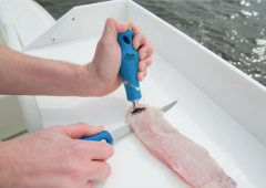 Фиксатор рыбы Cuda Skin Gripper для разделки на филе