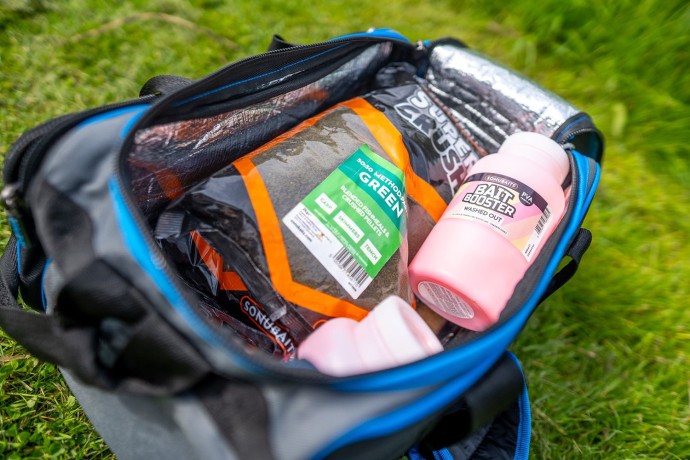 Сумка для прикормки и аксессуаров Preston COMPETITION LARGE BAIT BAG 33х58х28см большая