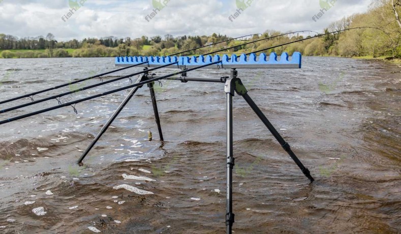 Подставка под удилища на 12 секций универсальное Preston COMPETITION PRO ROOST DELUXE