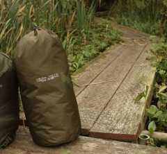 AVID CARP MEGANITE SLEEPING BAG COVER Одеяло для раскладушки 225 x 132 см.