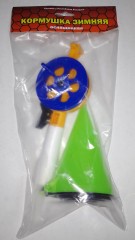 Кормушка пластиковая зимняя оснащённая