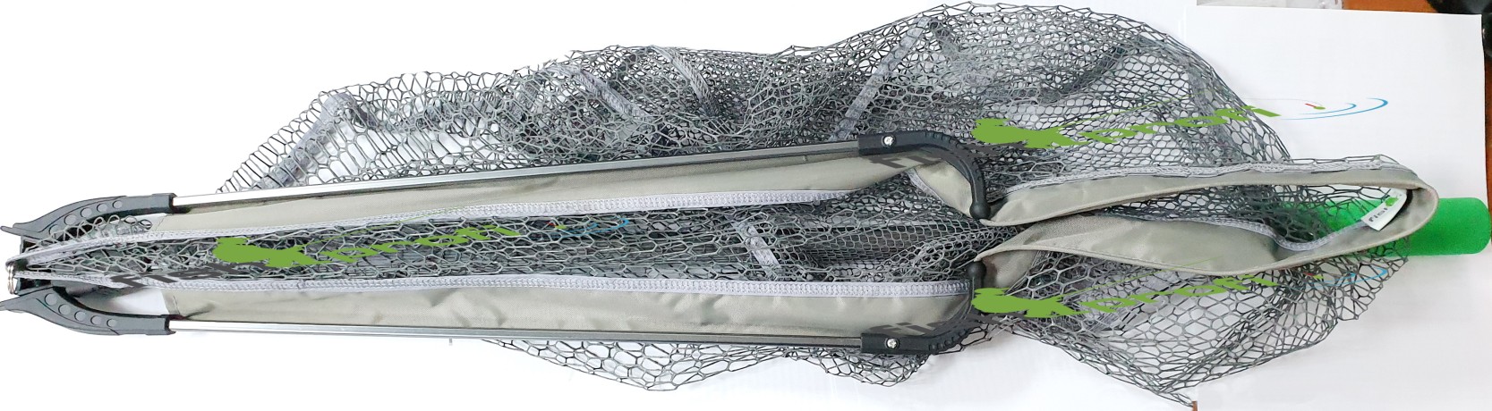 Подсачек с телескопической ручкой 3 секции 2,3м Fishprofi 70х70, прорезиненный