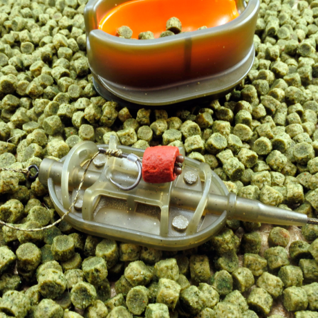 Кормушка ORANGE Spider Flat Method с вертлюгом № 4, 60 гр., в уп. 1 шт.