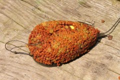 Кормушка методная &quot;AVID CARP&quot; р-р L 70гр.